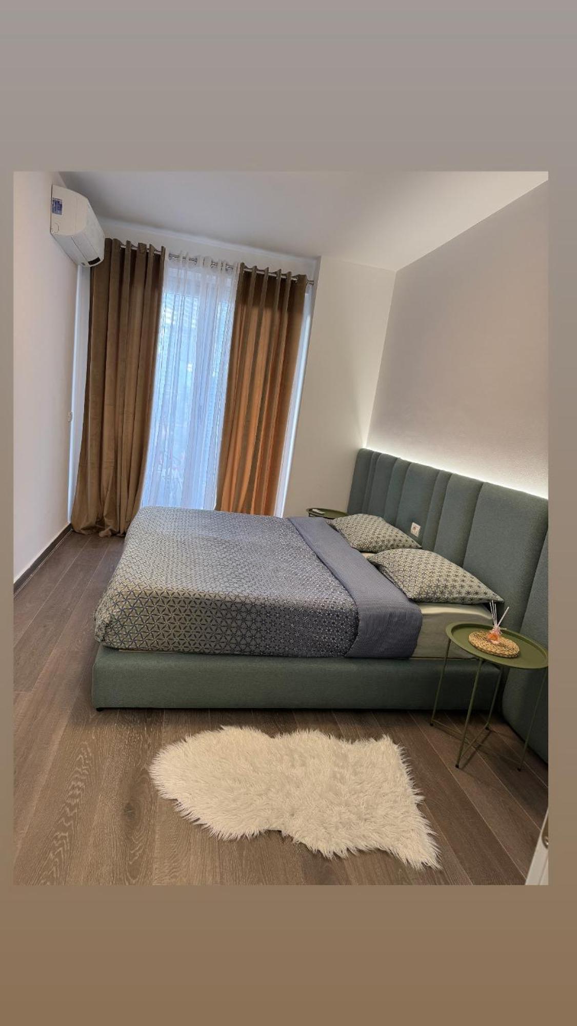 Free Parking Skanderbeg Square - Spacious Central Apartment Tirana Exterior foto